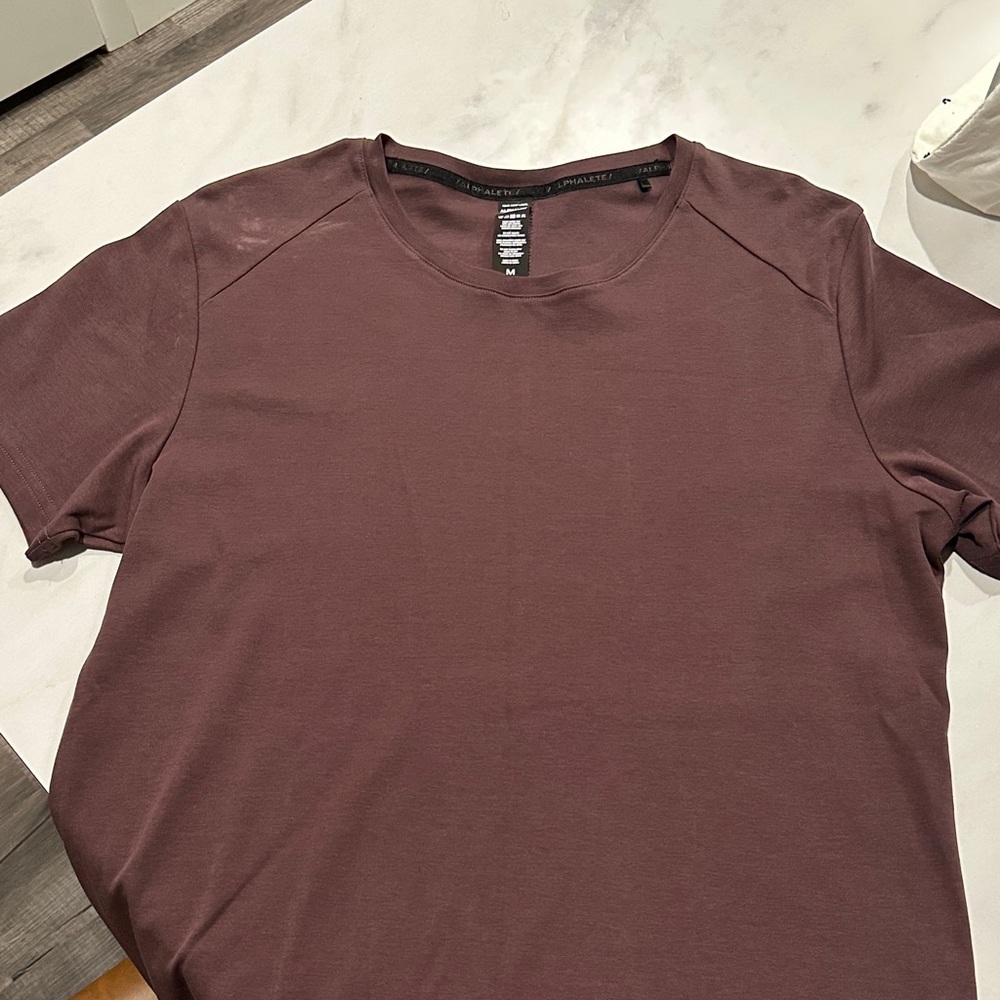 Alphalete Men's Burgundy Short Sleeve Tee